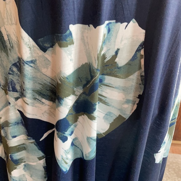 *NWT* High Neck Maxi Dress - Picture 4 of 6